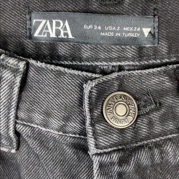 Zara Boyfriend High-rise distressed jeans size 2 - Picture 5 of 10